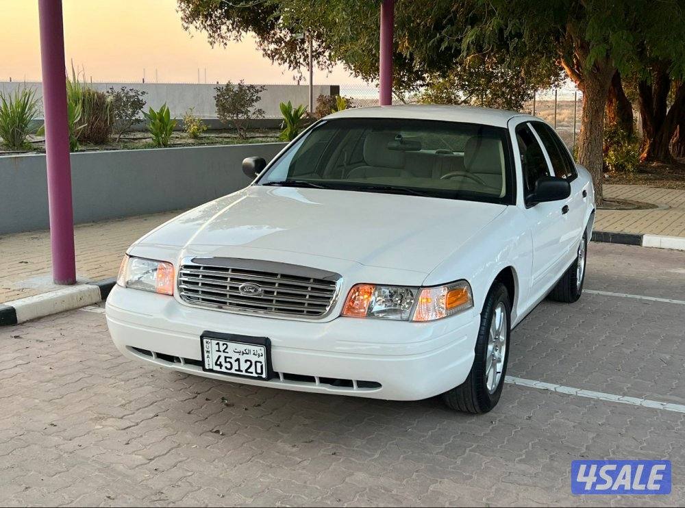 للبيع كراون فكتوريا موديل / ٢٠١٢ صبغ الوكالة8