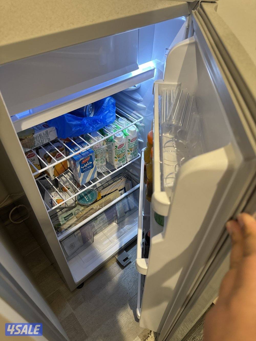 للبيع اثاث3