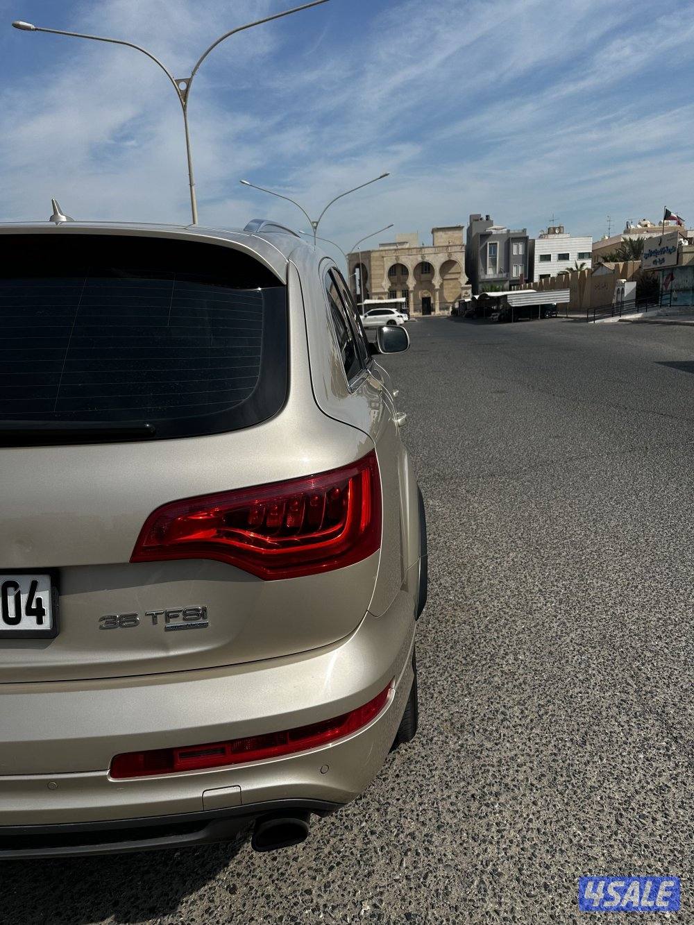 للبيع Q7 بحالة الوكالة4