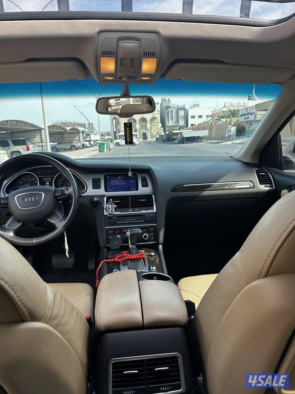 للبيع Q7 بحالة الوكالة9