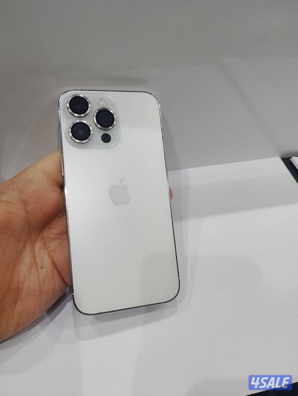 iPhone 14pro max 2560