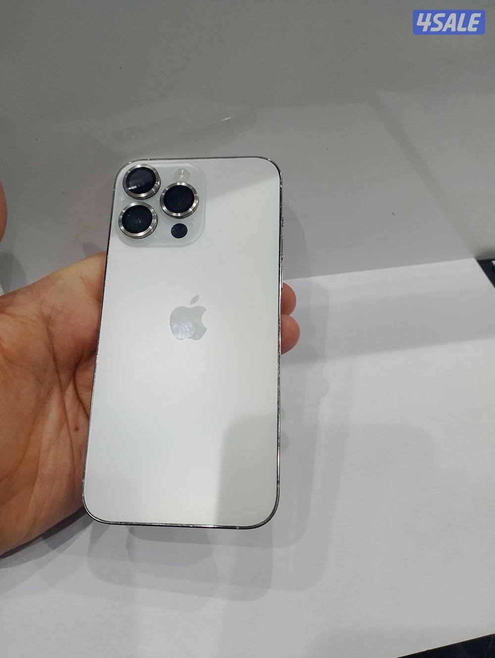 iPhone 14pro max 2561