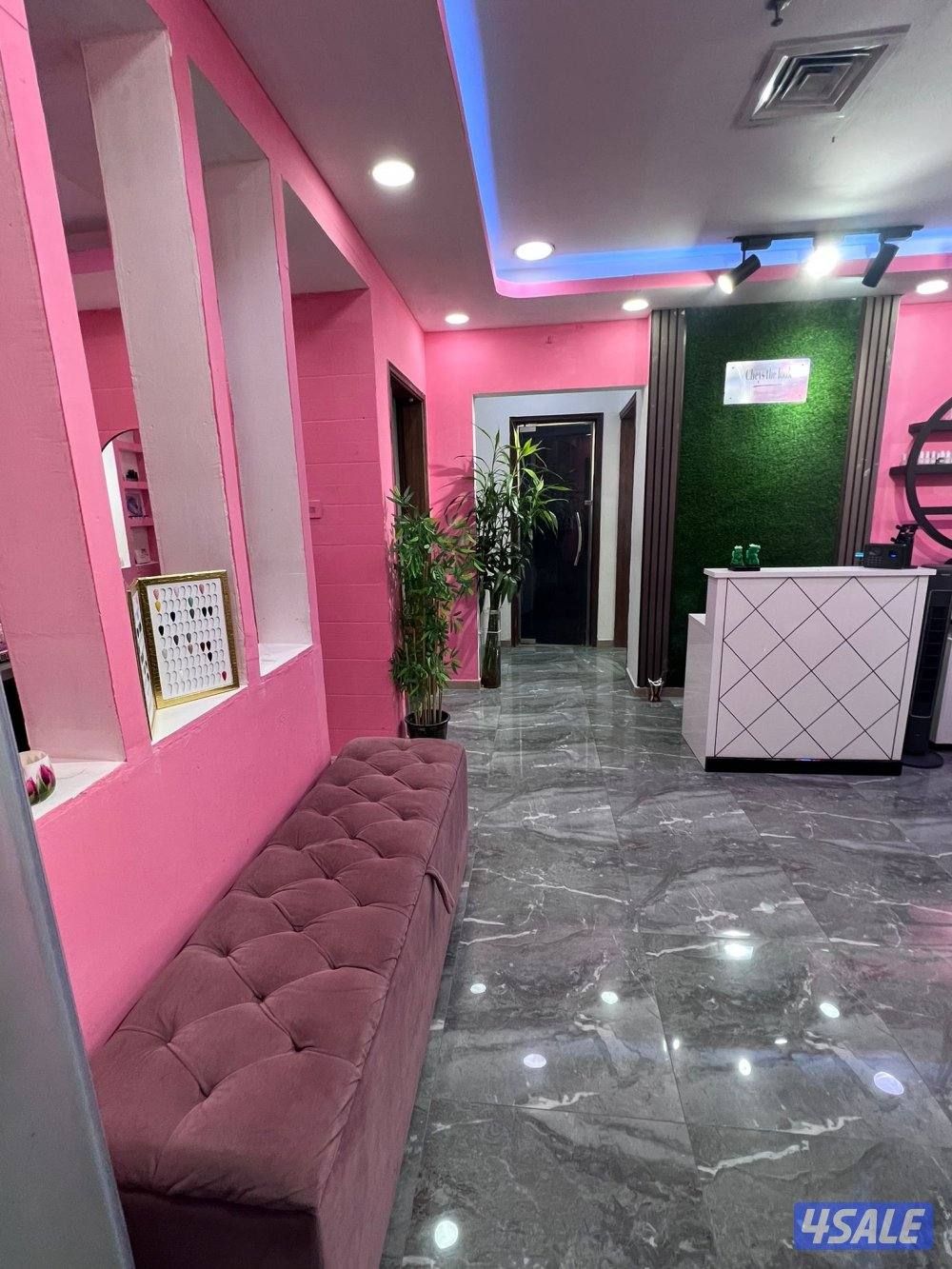 Salon for sale0