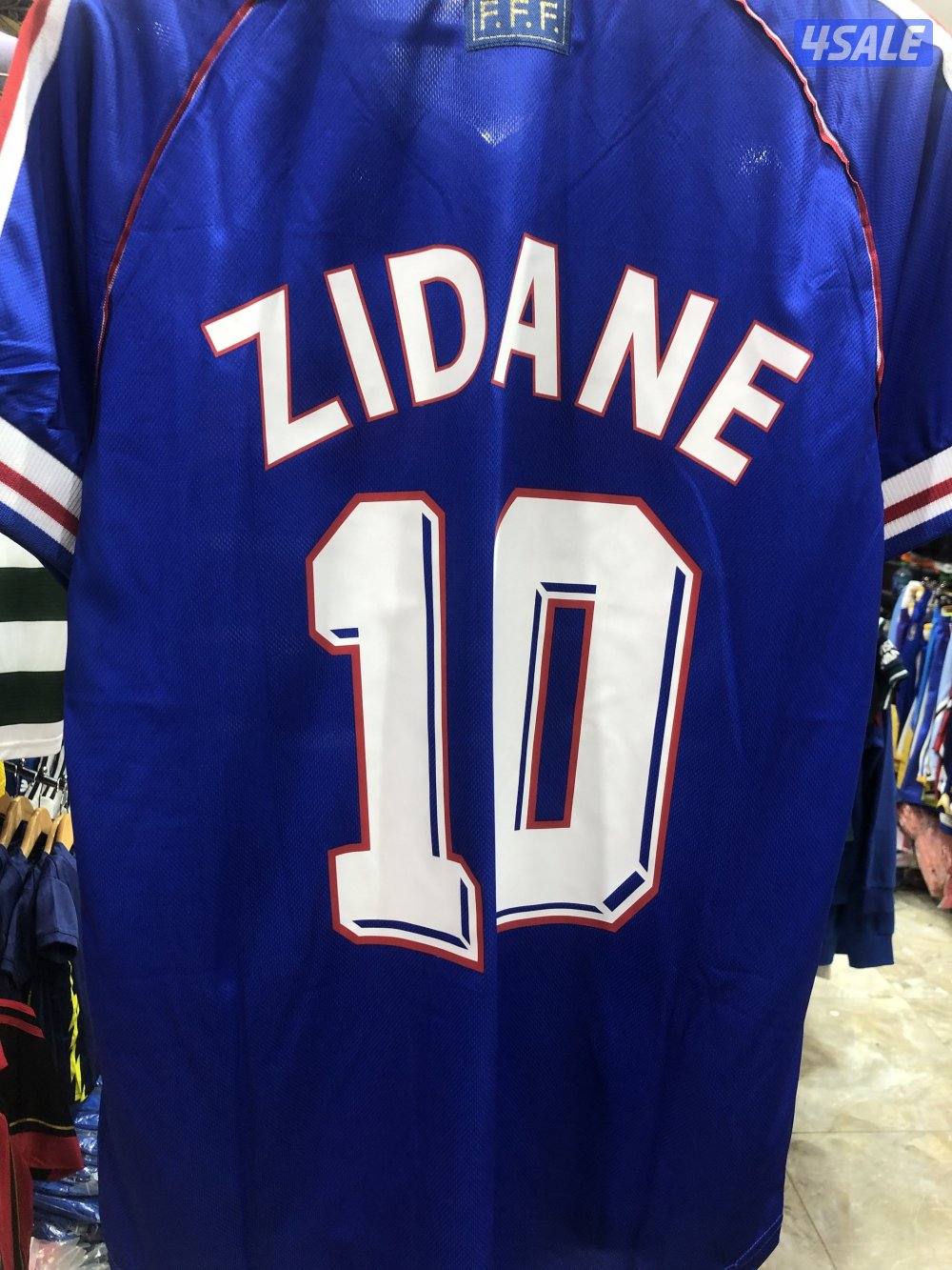 ملابس رياضيه1