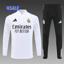 ملابس رياضيه13