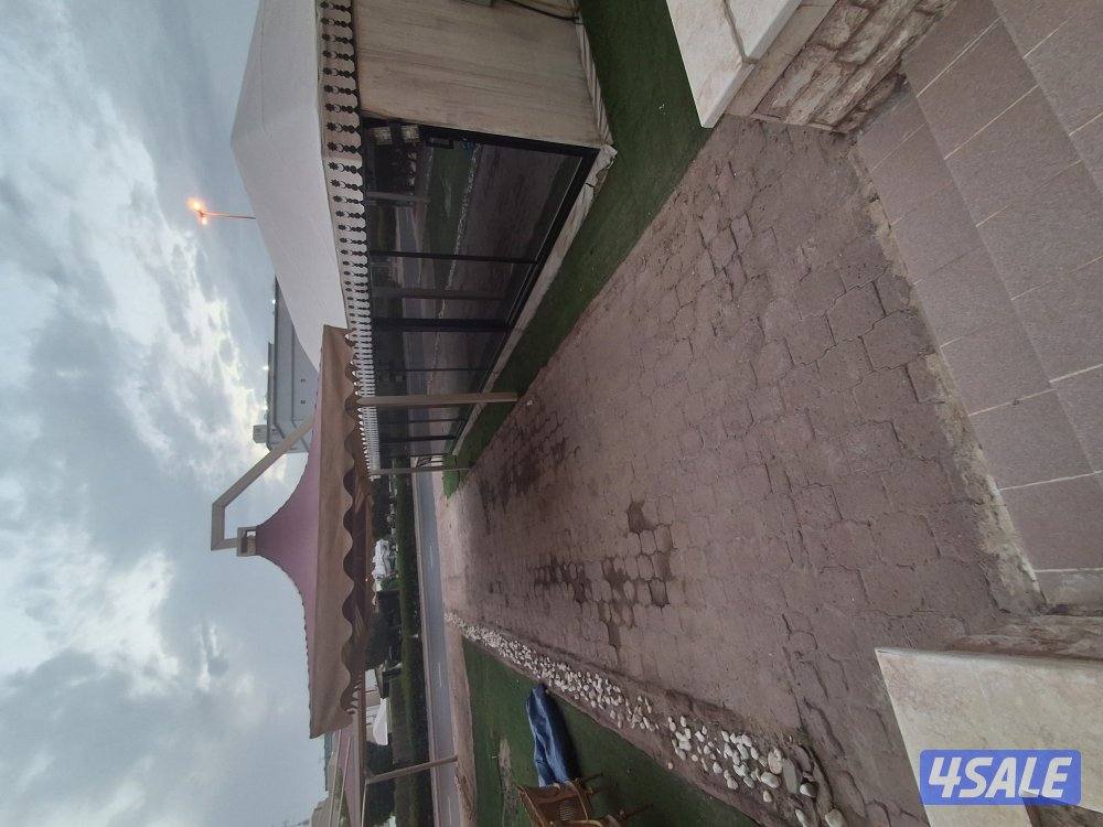 للايجار فيلا دوررين ونصف فاخرة في مبارك الكبير  السرداب سكن مالك4