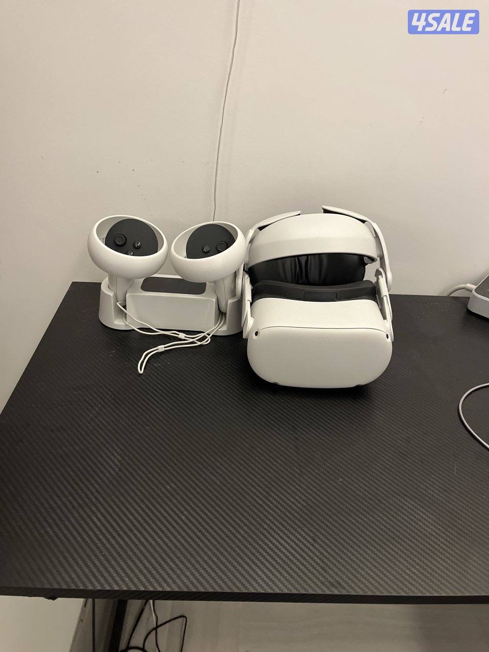 VR ouclus quest 2 مع شحنها للبيع0