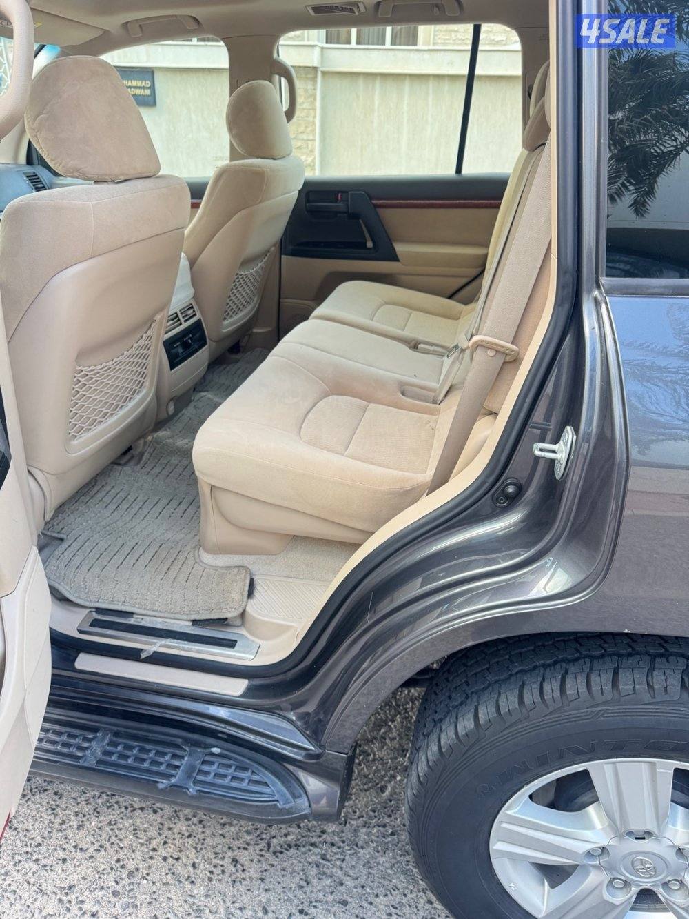 لاندكروزر GXR مديل 2015 8 سلندر6