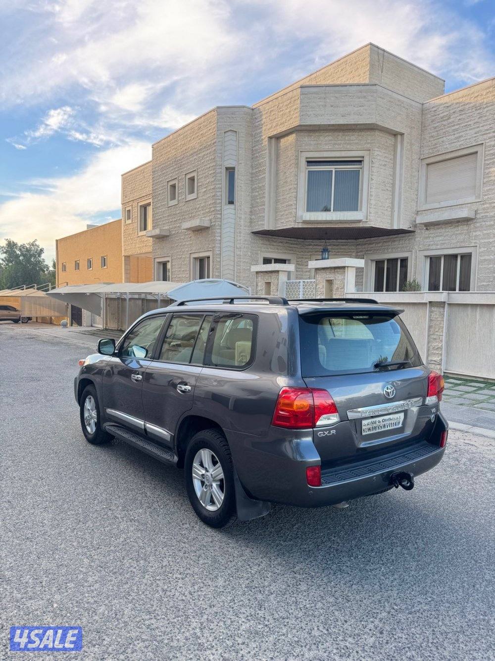 لاندكروزر GXR مديل 2015 8 سلندر7