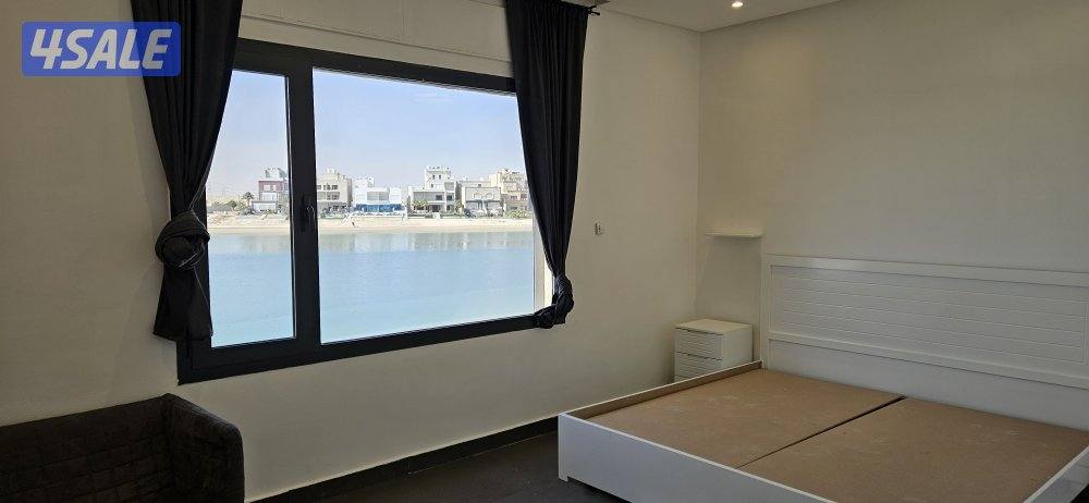 للبيع شاليه واجها شرقيه على البحر بالمرحله الثالثه قرب المول13