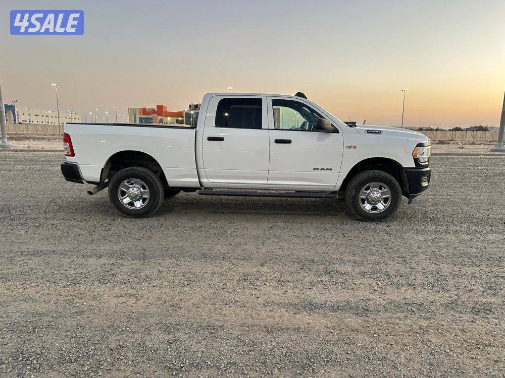 صبغ وكالة وانيت دودج رام 2500 HD 6.4L موديل ٢٠٢١5