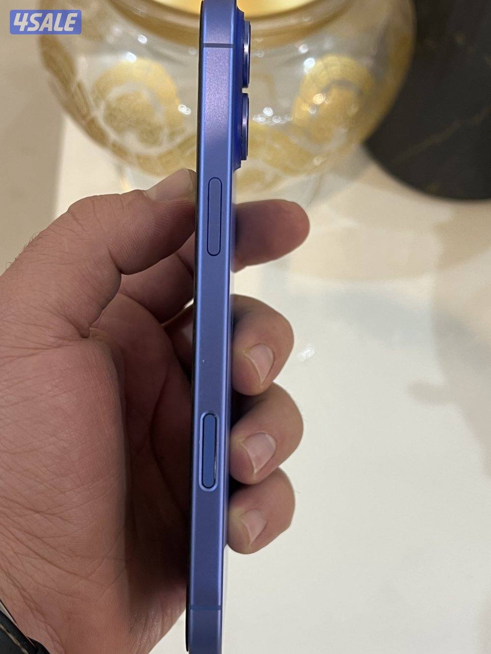 آيفون 16 بلس 256 جيجا اللون الازرق مستعمل نضيف جدا نسبه بطاريه 100%0