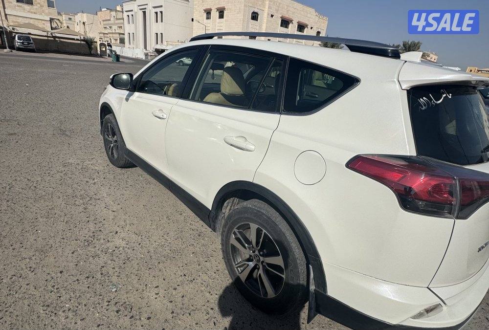 سياره راف فور 20183