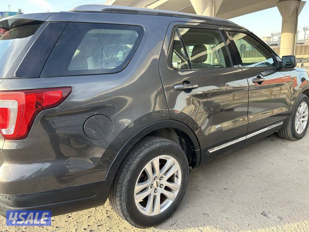 اكسبلورر xlt السعر ٤.٣٠٠6