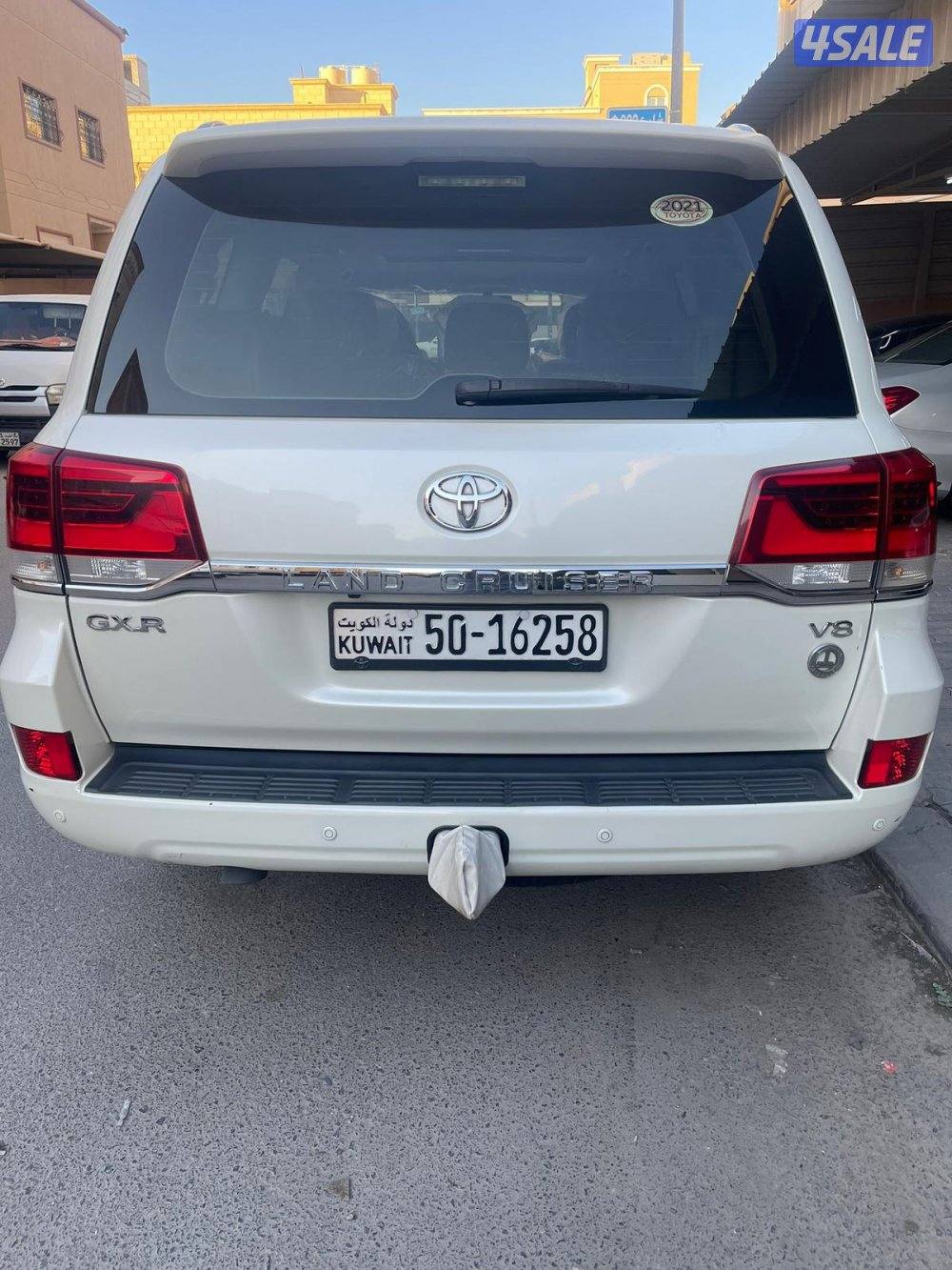 لاند كروز GX.R V8 ٢٠١٧ الساير عداد ٢٠٥ ألف شرط الفحص صبغ وكاله1