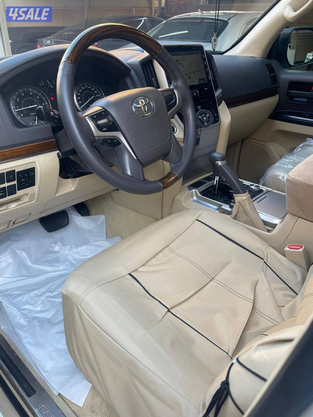 لاند كروز GX.R V8 ٢٠١٧ الساير عداد ٢٠٥ ألف شرط الفحص صبغ وكاله6