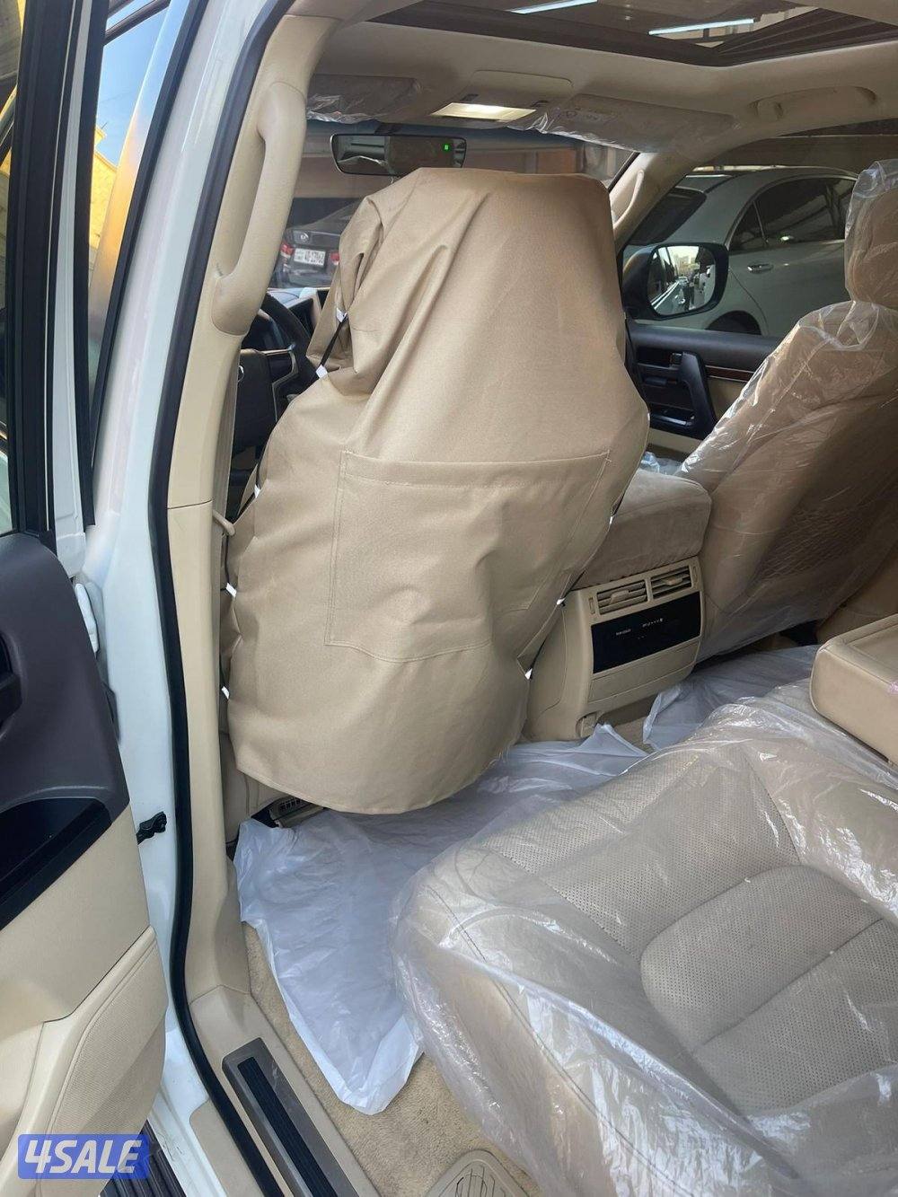 لاند كروز GX.R V8 ٢٠١٧ الساير عداد ٢٠٥ ألف شرط الفحص صبغ وكاله9