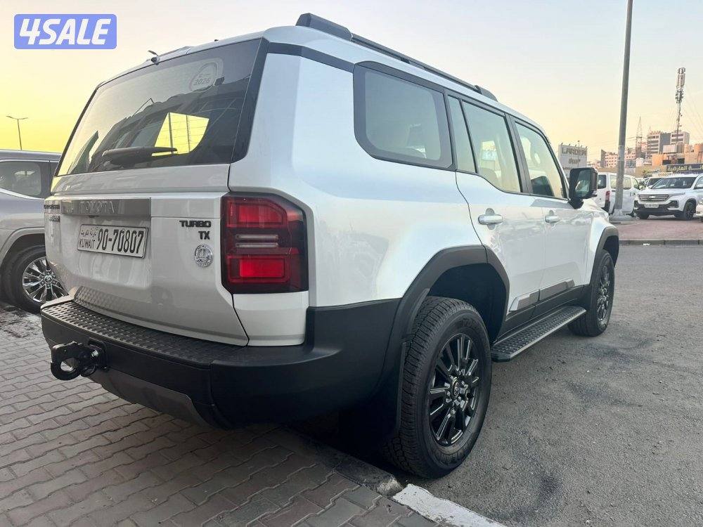 برادو TX تيربو ٢٠٢٦ الساير عداد أصفار شرط الفحص صبغ وكاله شاشه كبيره3