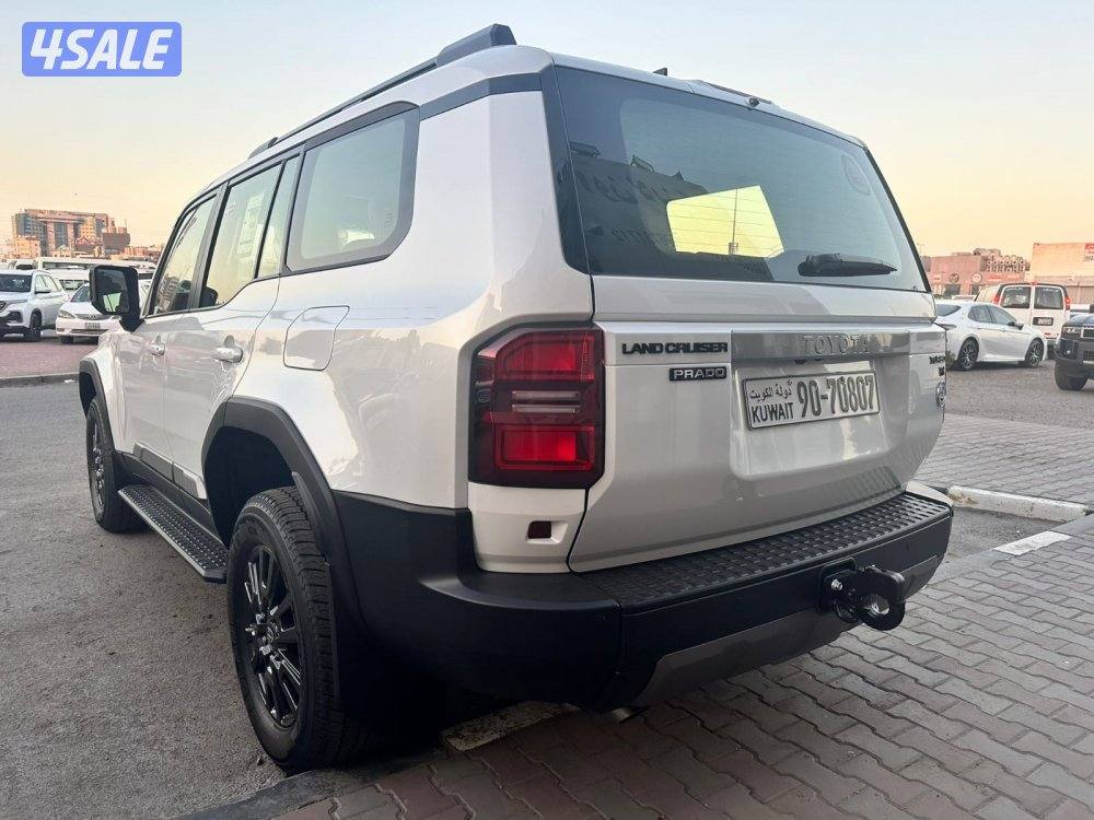 برادو TX تيربو ٢٠٢٦ الساير عداد أصفار شرط الفحص صبغ وكاله شاشه كبيره4