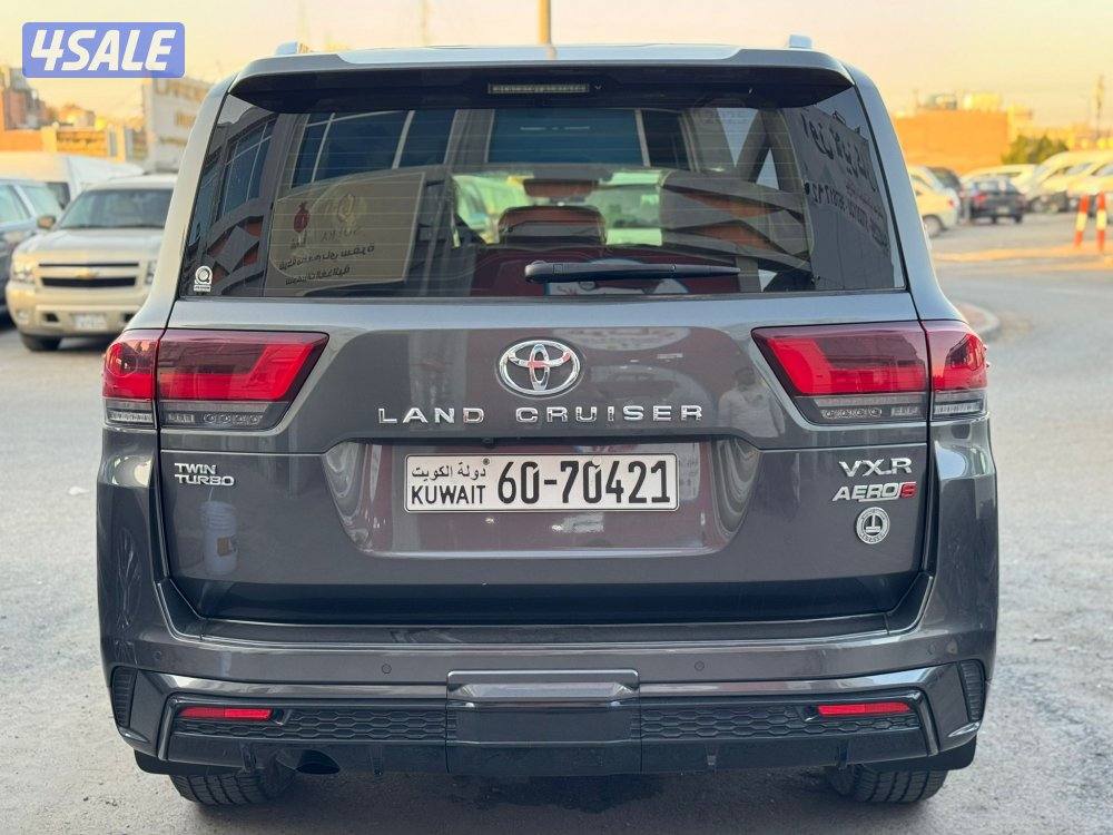 لاند كروز VX.R أيرو أس تون تيربو ٢٠٢٢ الساير عداد ١٠٠ ألف شرط الفحص1