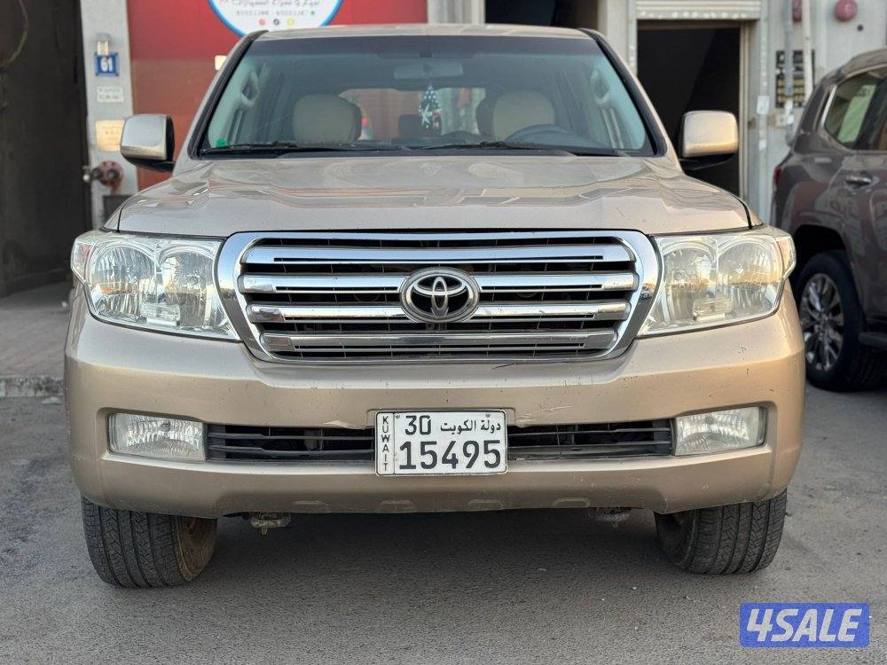 لاند كروز٢٠١١ عداد٣٩٠ ألف شرط الفحص قير مكينه شاصي بدي أصباغ قير عادي0