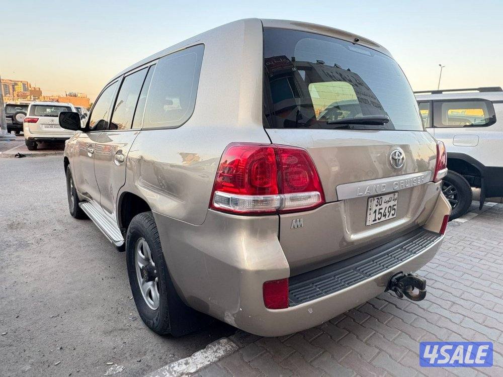 لاند كروز٢٠١١ عداد٣٩٠ ألف شرط الفحص قير مكينه شاصي بدي أصباغ قير عادي5