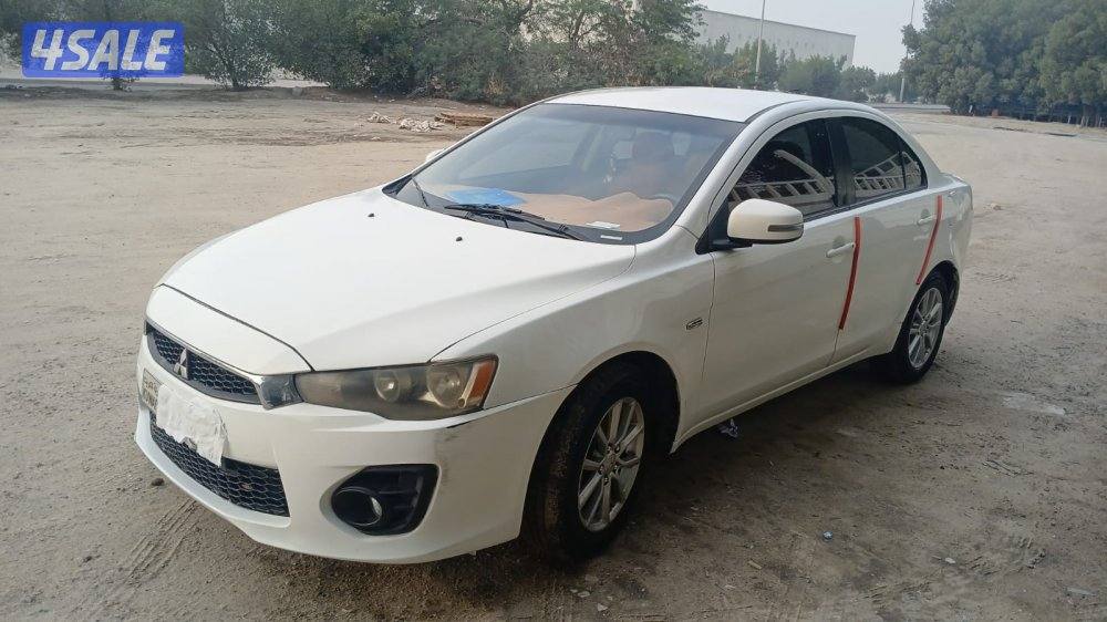 للبيع ميتسوبيشي لانشر 2000 سي سي البيع لعدم الحاجه السياره ممتازه الله9