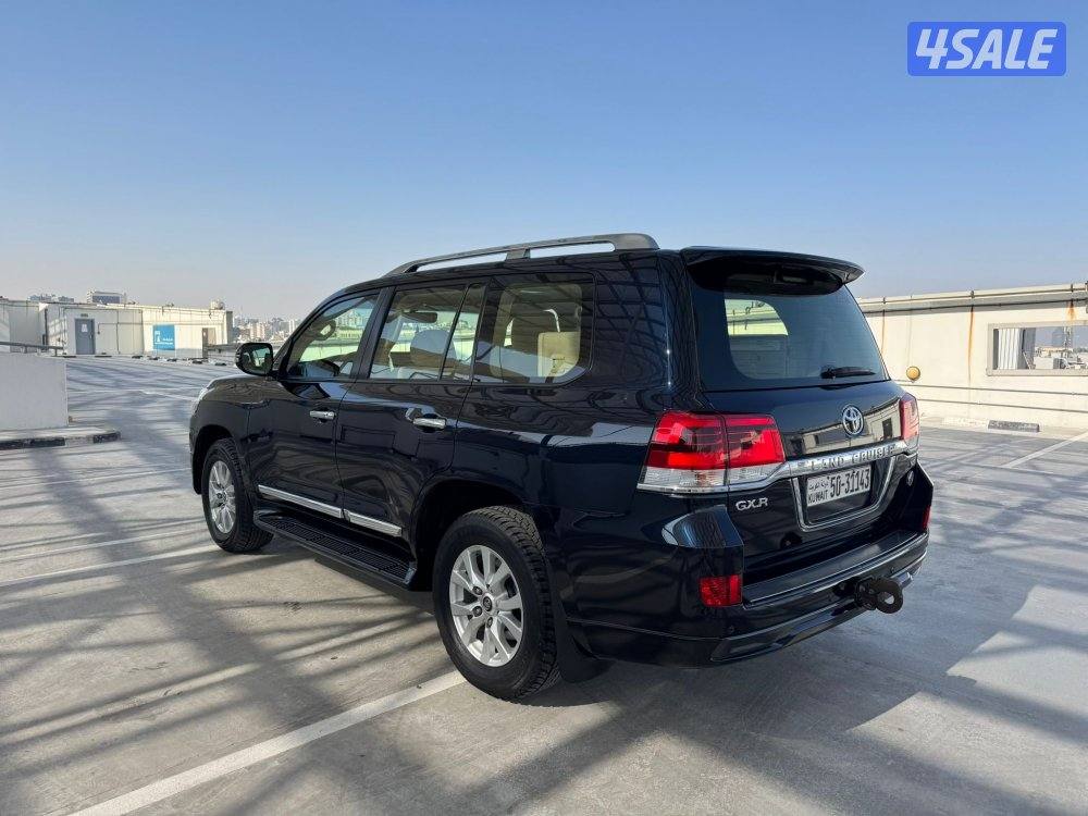 للبيع GXR موديل 2018 بحالة الوكاله 8 سلندر2