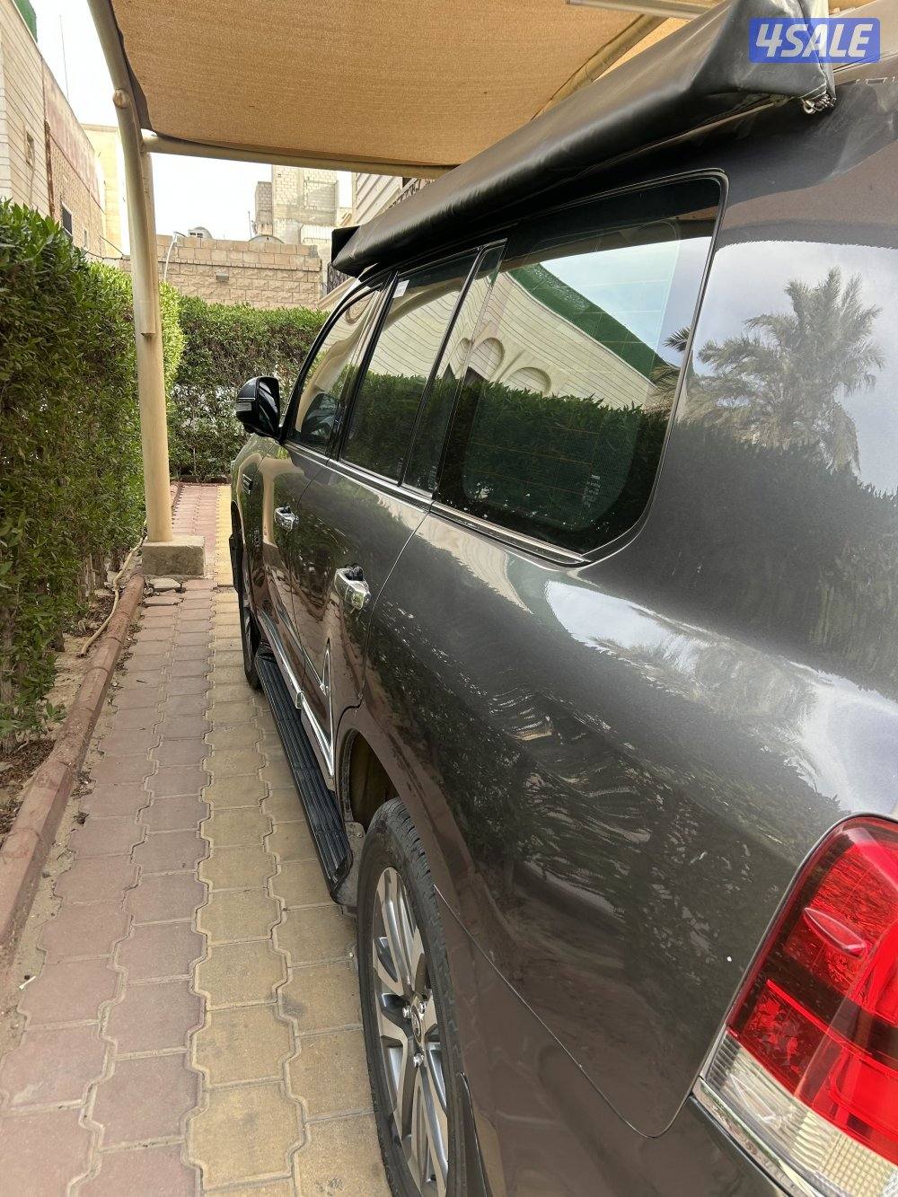 لاند كروزر سقنتشر جي اكس ار ٨ سلندر موديل 21 / ماشي١٦٧٠٠٠1