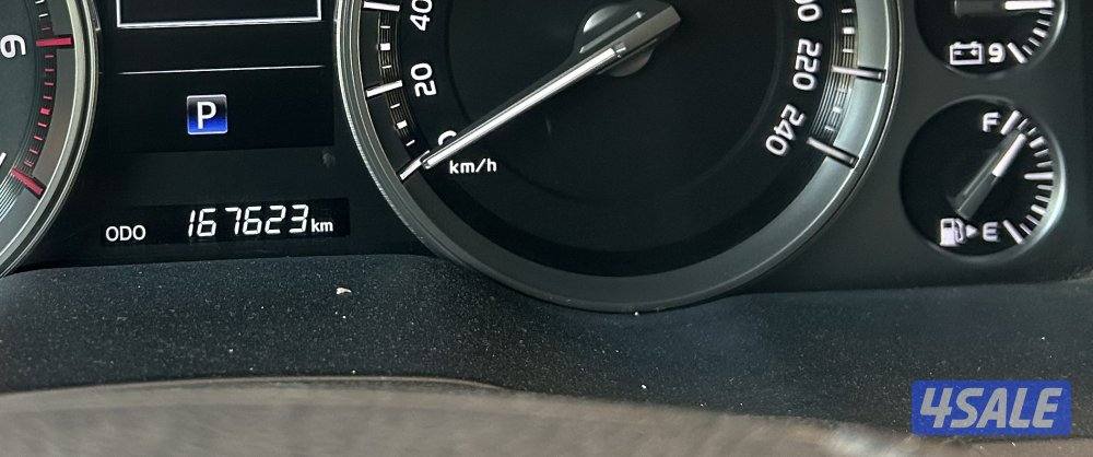 لاند كروزر سقنتشر جي اكس ار ٨ سلندر موديل 21 / ماشي١٦٧٠٠٠2