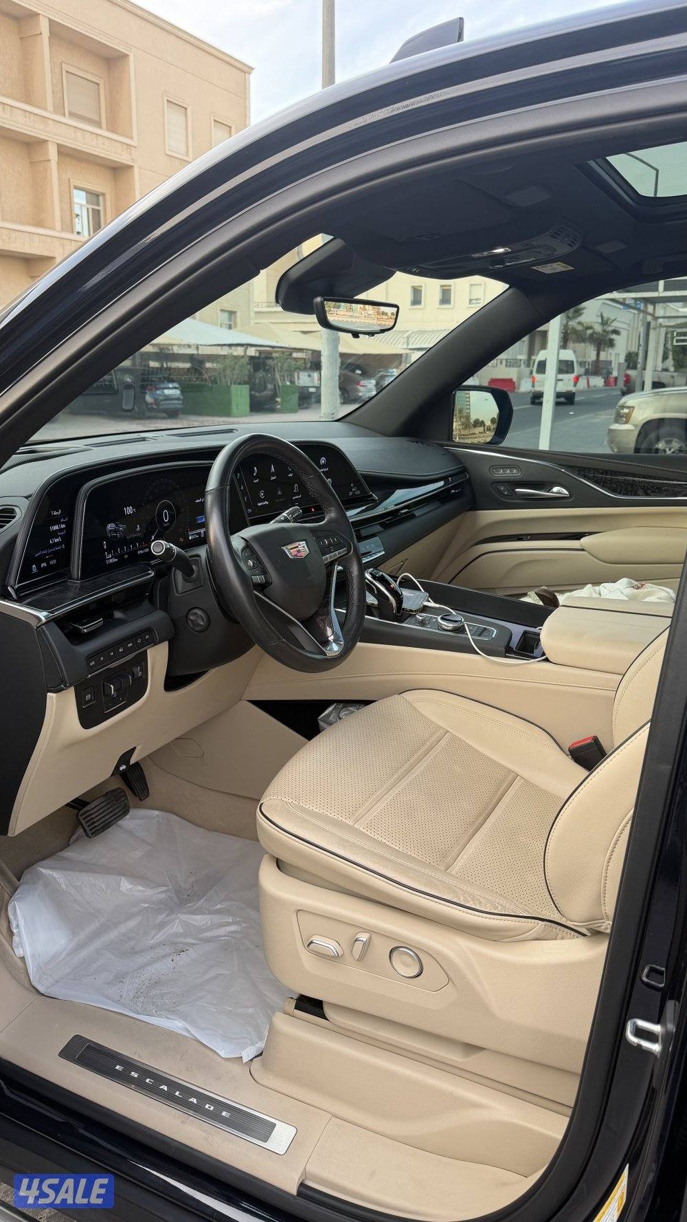 اسكاليد 2021 بريميوم لاكجري1