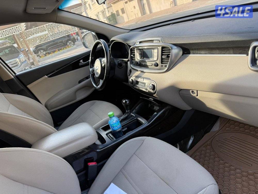 كيا سورينتو موديل 20164