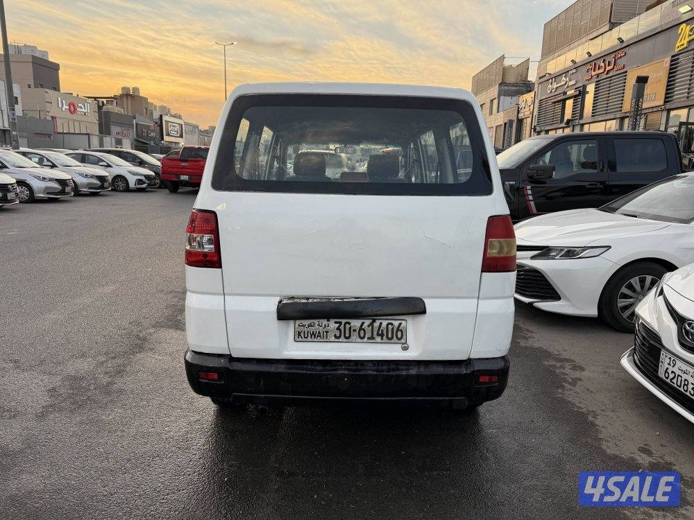 باص سوزوكي 20154