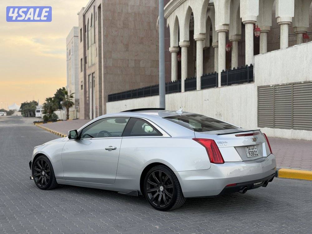 كاديلاك ATS 3.6 مكينه 6 سلندر جلد احمر نقطه عمياء بروجكتر فتحه الفل2