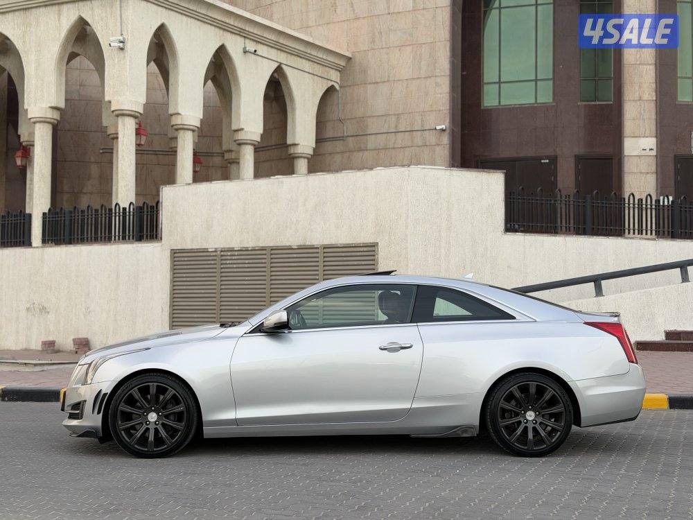 كاديلاك ATS 3.6 مكينه 6 سلندر جلد احمر نقطه عمياء بروجكتر فتحه الفل5