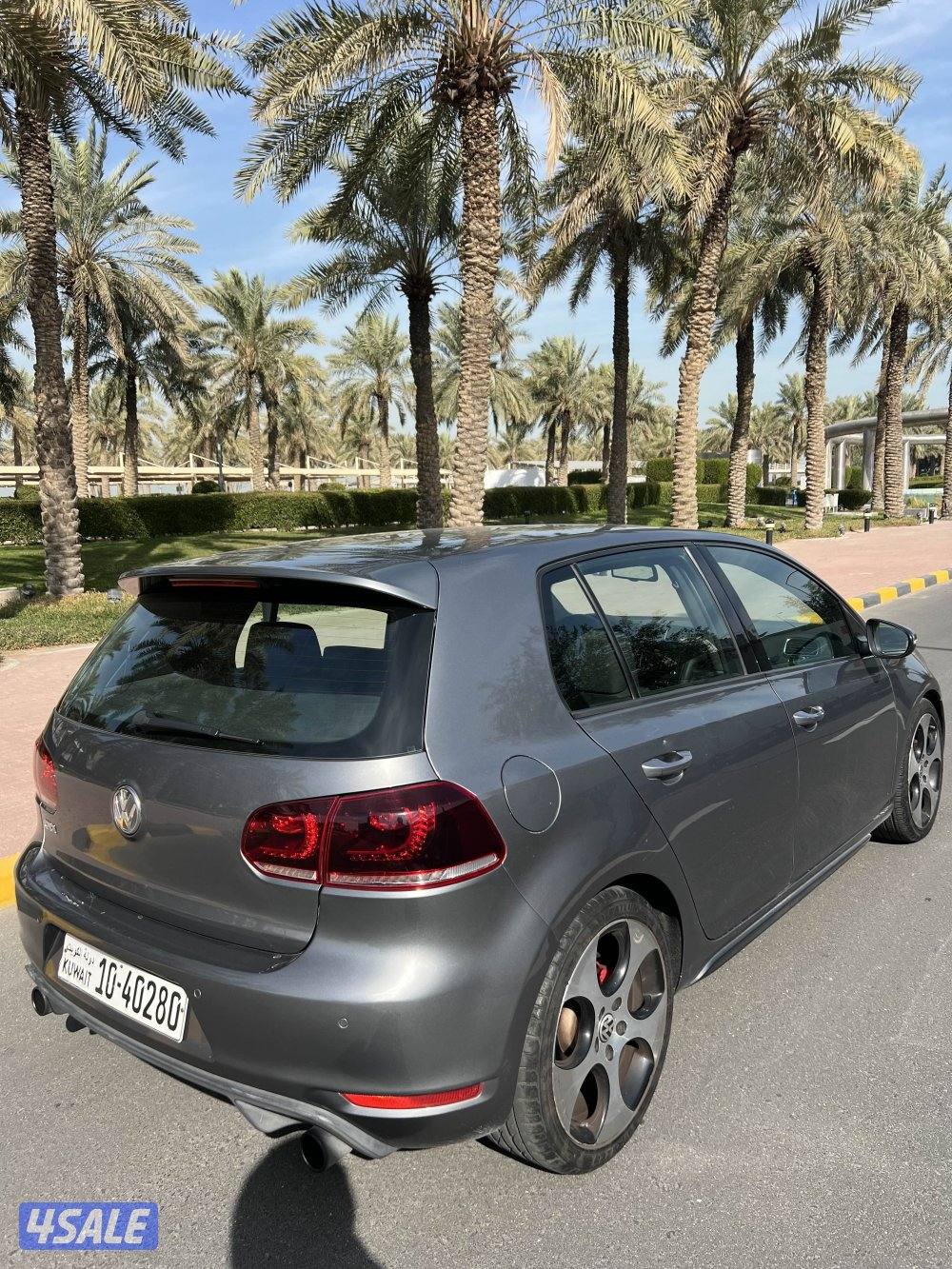 Volkswagen Golf 6 GTI2