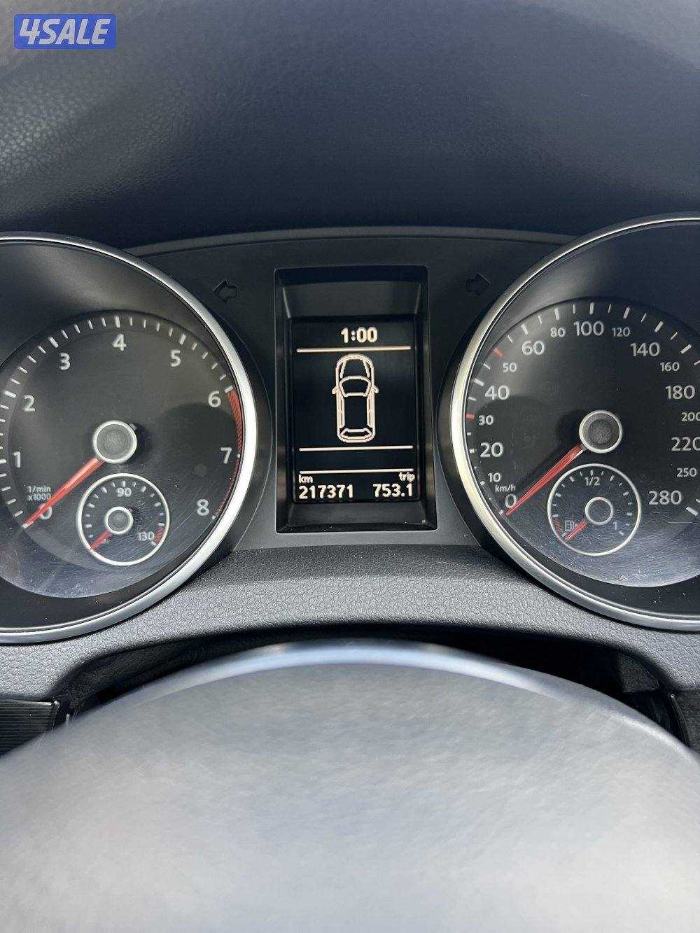 Volkswagen Golf 6 GTI13