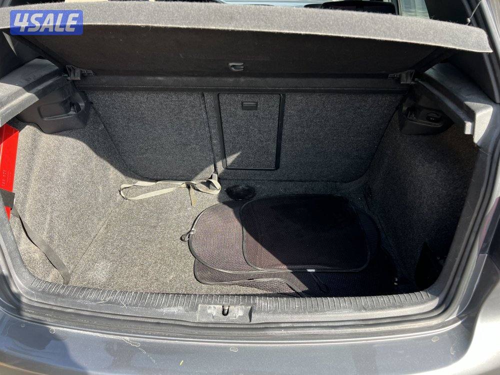 Volkswagen Golf 6 GTI14