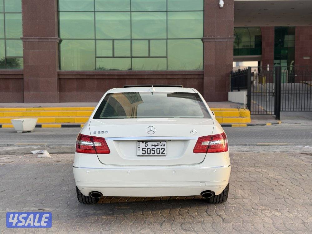 مرسيدس E350 بحاله نادره موديل 2012 عداد 175 الف كم نقبل تثمين وبدل3