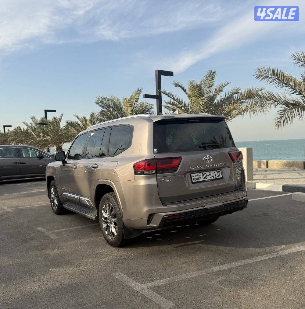 للبيع لاند كروزر 20242