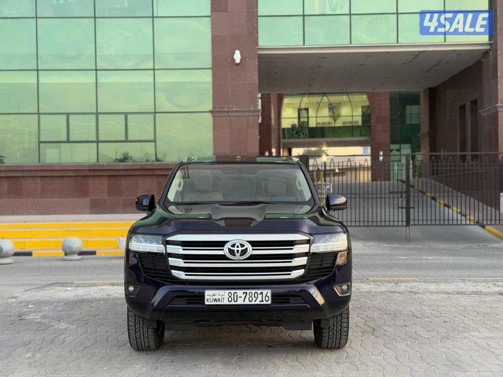 لاند كروزر GX.R توين تيربو موديل 2024 تحت الكفاله شاشه كبير جلد تبريد2