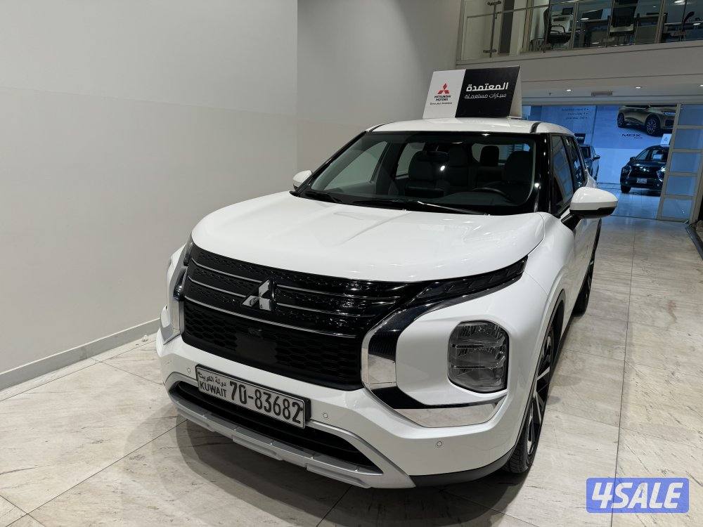 Mitsubishi Outlander1