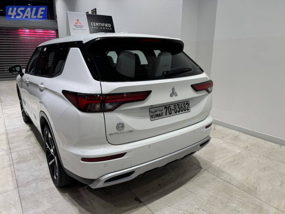 Mitsubishi Outlander3