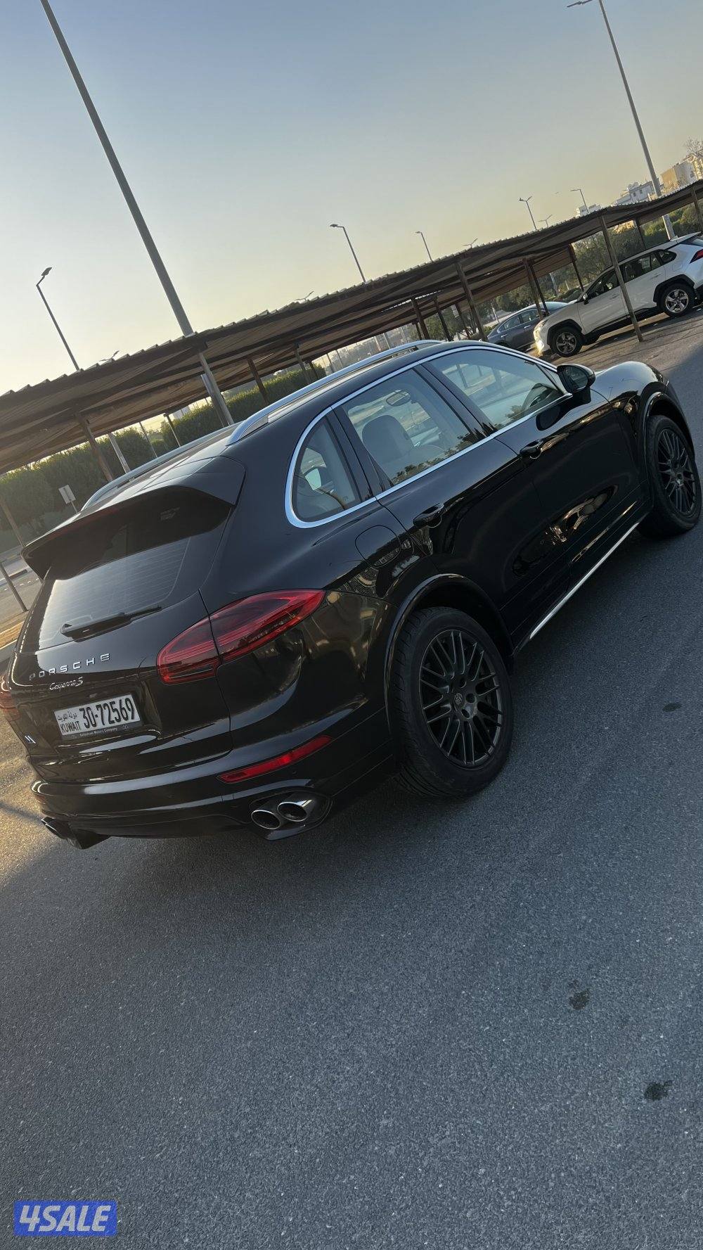 🚘  بورش كايين S موديل 2015 للبيع1