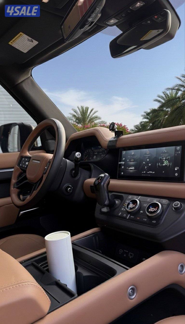 للبيع ديفندر داخلية تان 211