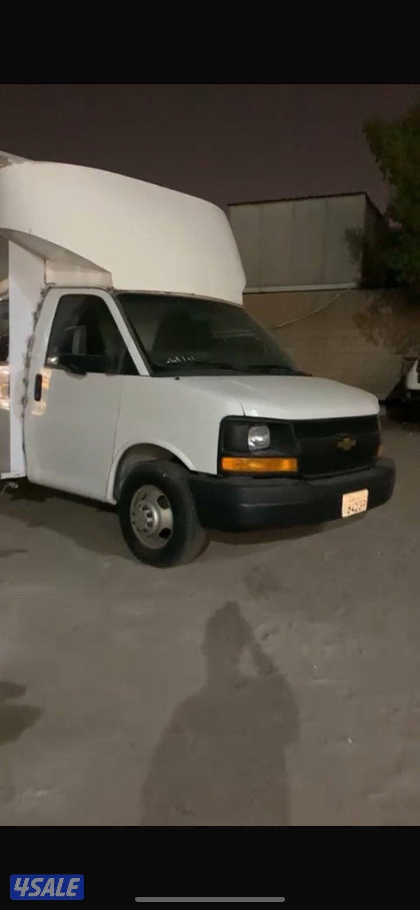 للبيع ساڤانا ( نصف شاحنه ) 20142