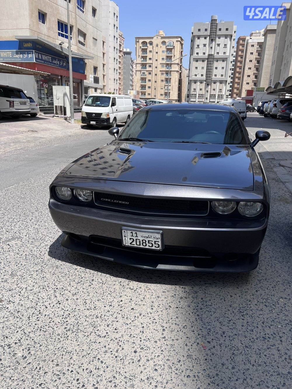 للبيع تشالنجر 6 سلندر0