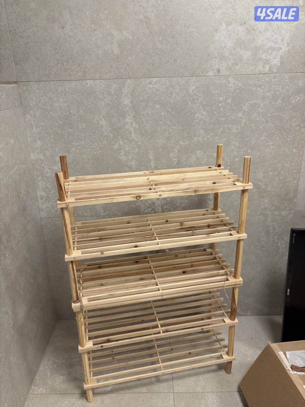 رف الجواتي ٥ ارفف هه اثنين لزقناهم بيعض باحسن جوده مصنوع من الخشب0