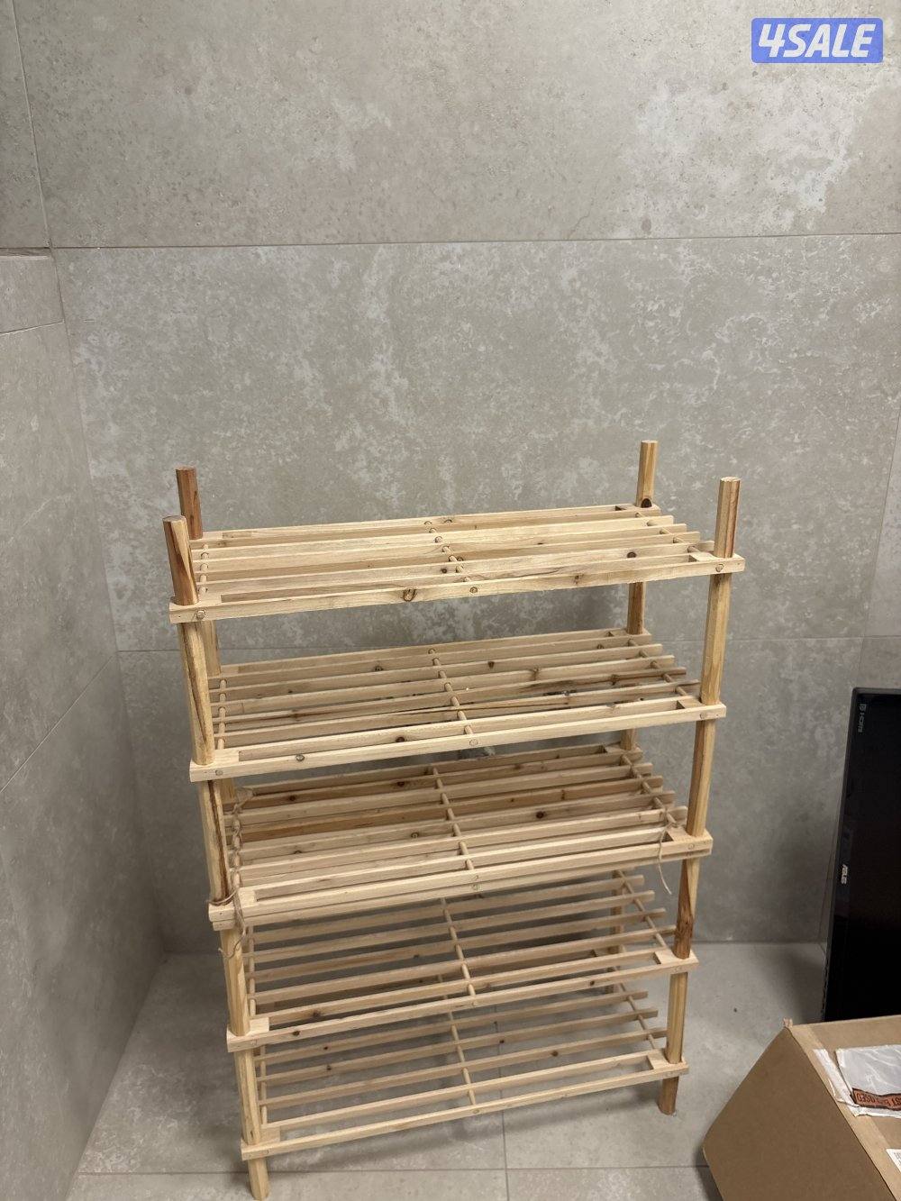 رف الجواتي ٥ ارفف هه اثنين لزقناهم بيعض باحسن جوده مصنوع من الخشب1