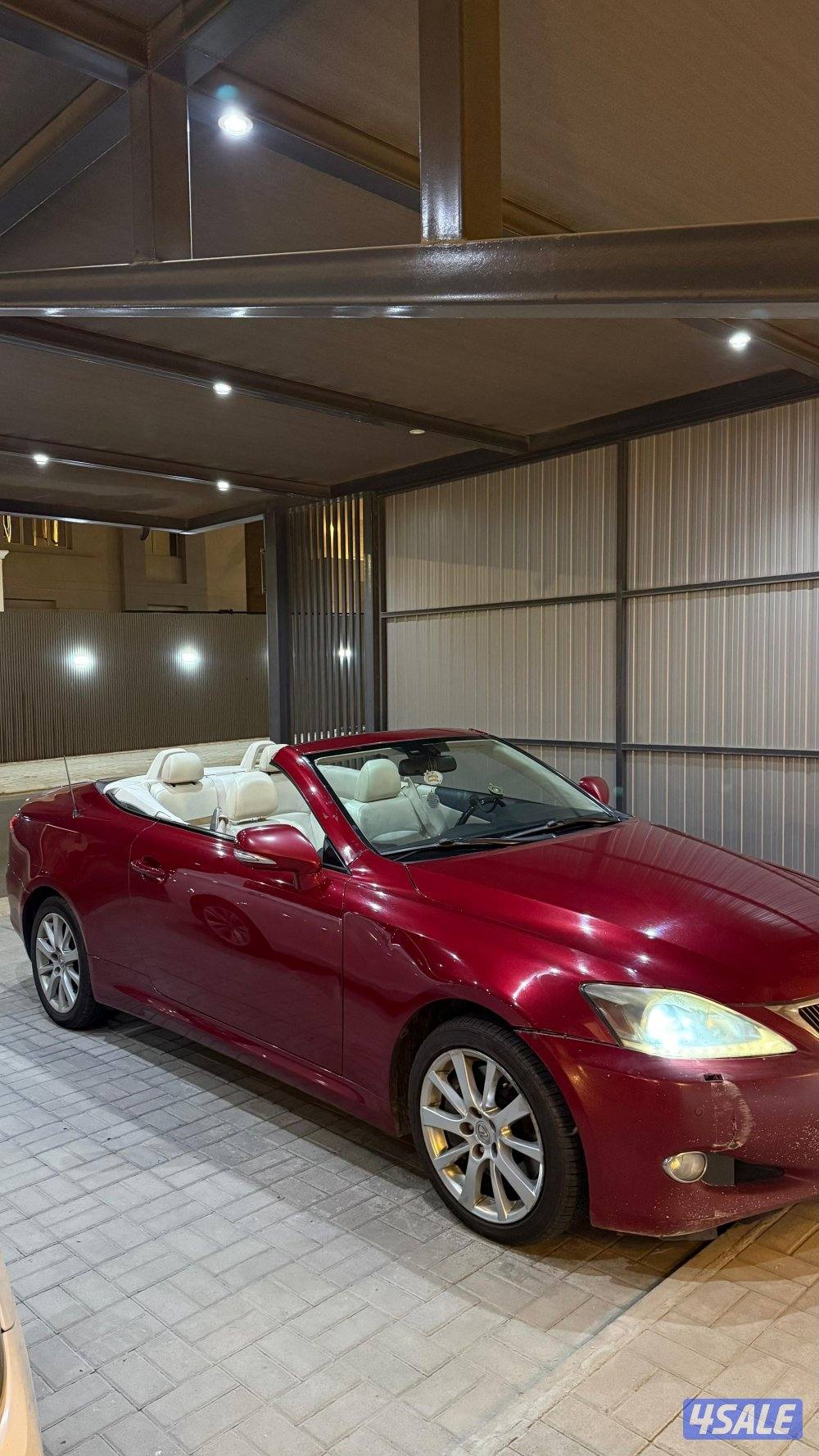 موديل 2011 - عداد 216000 - سيرفس وكاله ، السعر قابل للمساومة شرط الفحص5